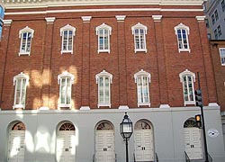 [photo, Ford's Theatre, 511 10th St. NW, Washington, DC]