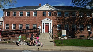 [photo, Edna Amos Nice Hall, Chesapeake Biological Laboratory, 121 Williams St., Solomons, Maryland]